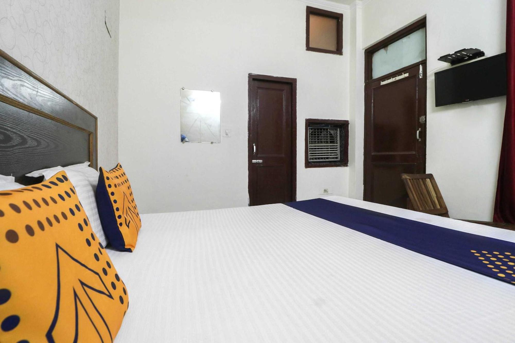 Hotel O Sun City 42 Chandigarh Exterior photo