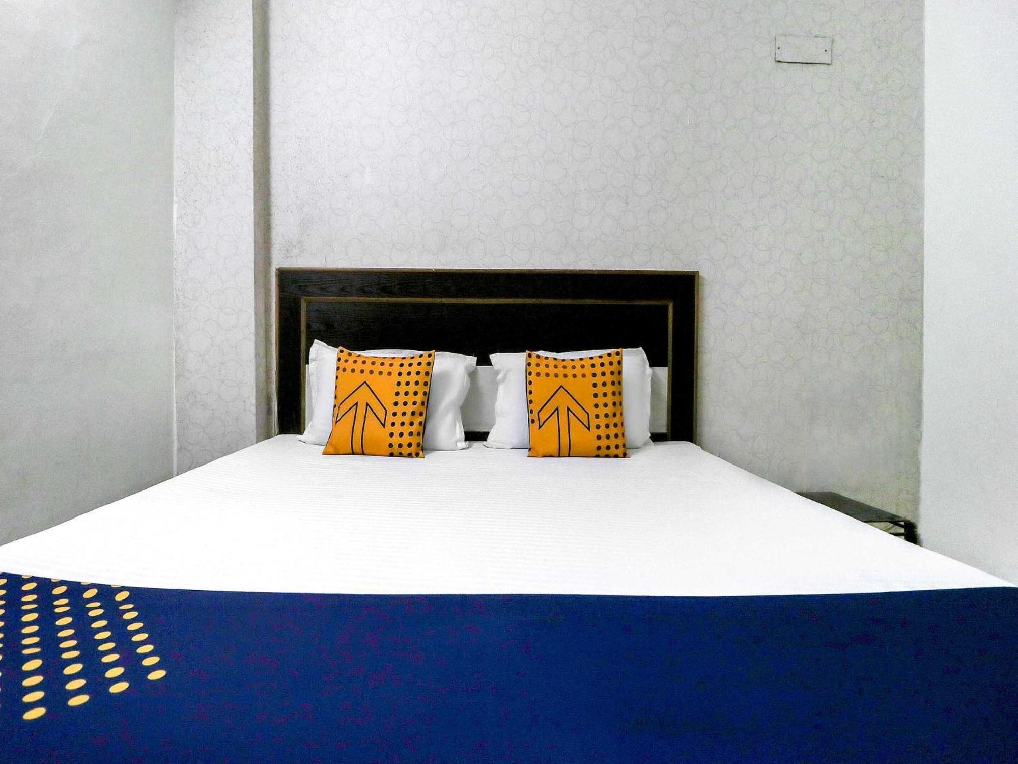 Hotel O Sun City 42 Chandigarh Exterior photo